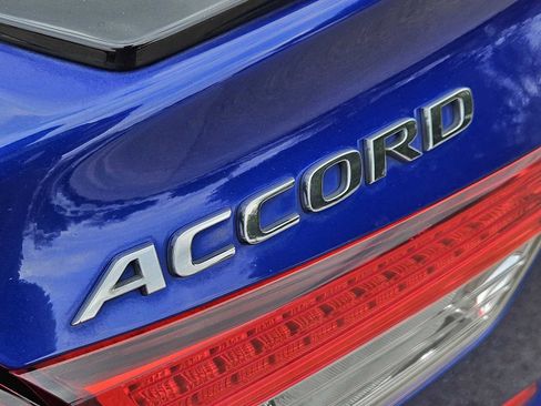 Used 2021 Honda Accord Sport Special Edition image 11