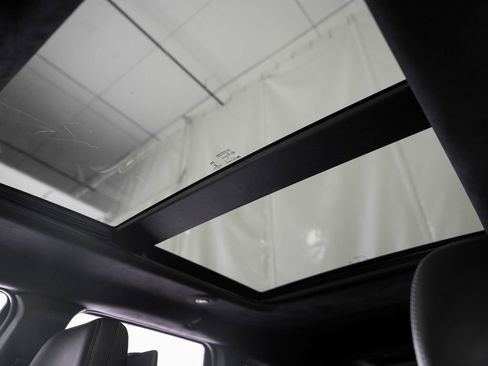 Used 2019 Jeep Grand Cherokee SRT w/ Trailer Tow Group IV AWD/4WD image 26
