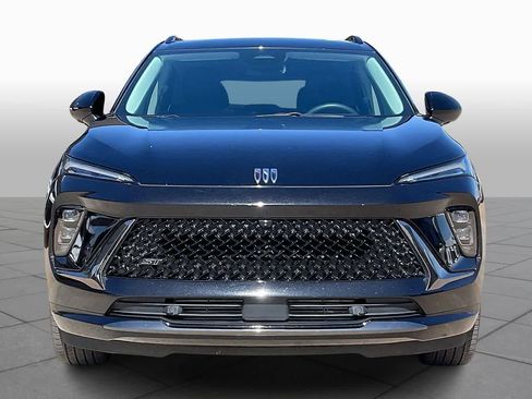 Certified 2025 Buick Envision Sport Touring image 4