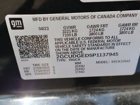 Used 2023 Chevrolet Silverado 1500 LTZ w/ LTZ Convenience Package II AWD/4WD image 35