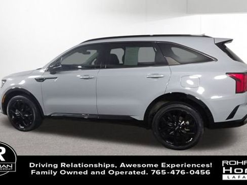 Used 2023 Kia Sorento SX AWD/4WD image 7