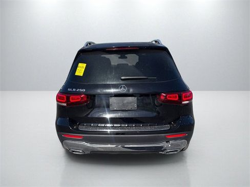 Used 2021 Mercedes-Benz GLB 250 GLB 250 image 6