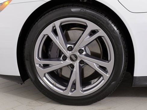 Used 2023 Audi e-tron GT Premium Plus image 62