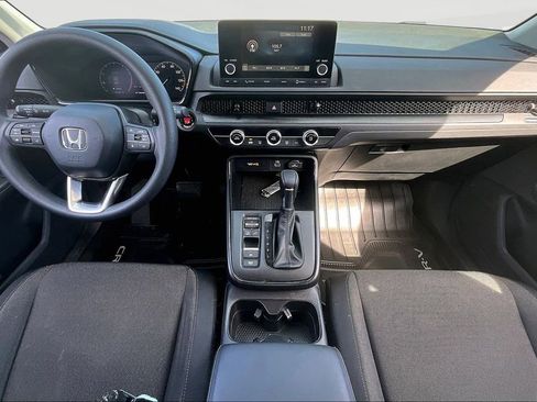 Used 2023 Honda CR-V LX image 7