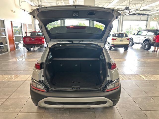 Used 2023 Hyundai Kona SEL AWD/4WD image 26