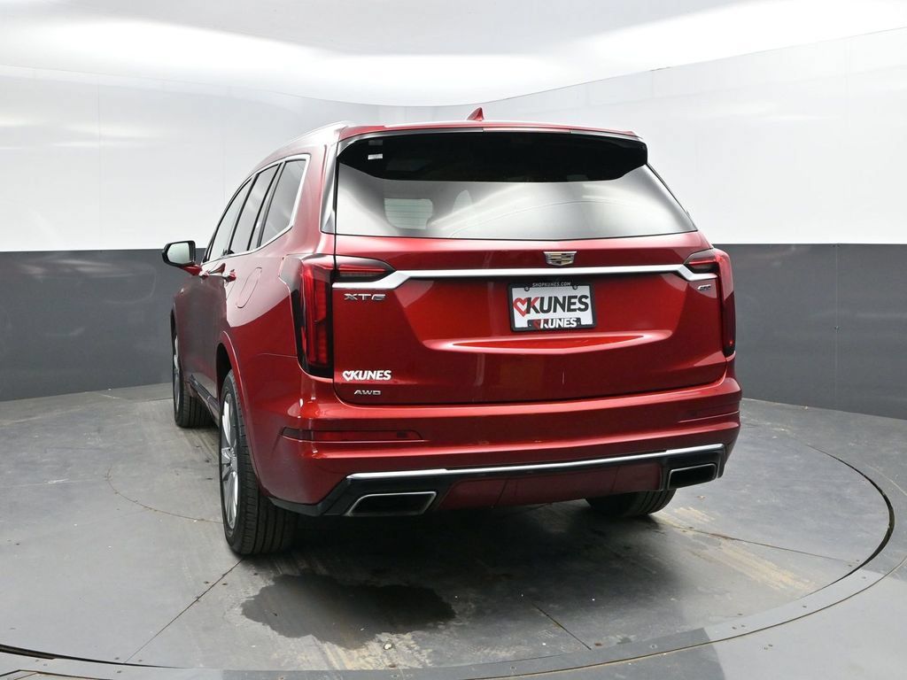 Used 2021 Cadillac XT6 Premium Luxury w/ Platinum Package AWD/4WD image 6