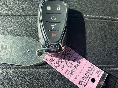 Used 2023 Chevrolet Traverse LT w/ LPO, Floor Liner Package image 17