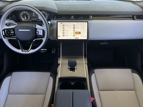 New 2026 Land Rover Range Rover Velar Dynamic SE image 12