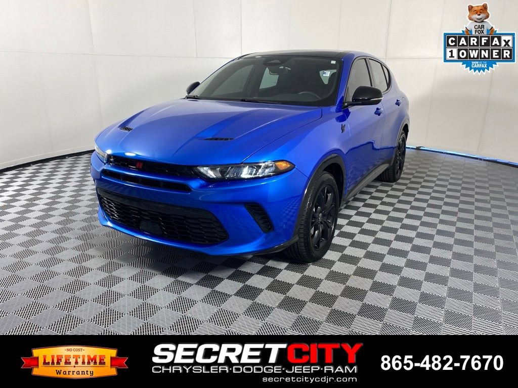 Used 2024 Dodge Hornet R/T Plus w/ R/T Blacktop Package AWD/4WD image 3