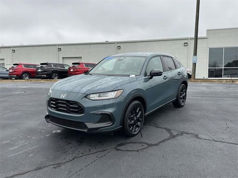 Certified 2023 Honda HR-V Sport image 3