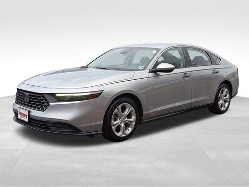 Used 2024 Honda Accord LX image 3