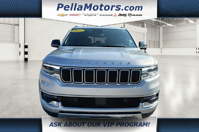 Used 2024 Jeep Wagoneer L Series III w/ Flexible Seating Group AWD/4WD image 7