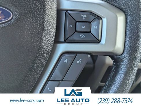 Used 2016 Ford F150 Lariat w/ Equipment Group 502A Luxury AWD/4WD image 27