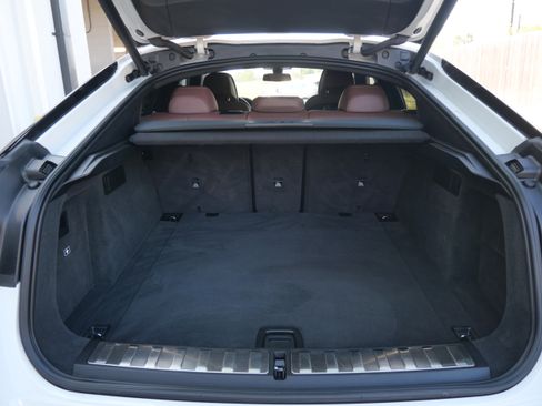 Used 2023 BMW X6 M50i w/ Executive Package image 8