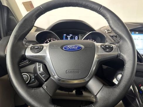 Used 2016 Ford Escape Titanium w/ Equipment Group 301A AWD/4WD image 19
