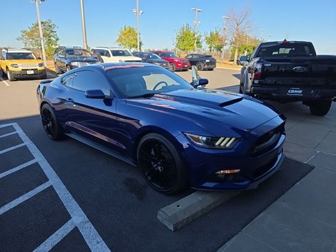 Used 2016 Ford Mustang GT Premium w/ Equipment Group 401A image 5