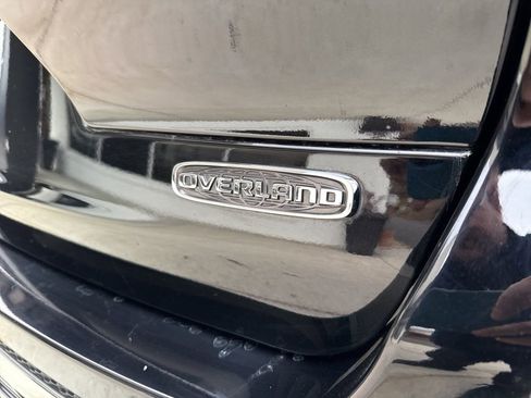 Used 2021 Jeep Grand Cherokee L Overland w/ Luxury Tech Group IV image 11