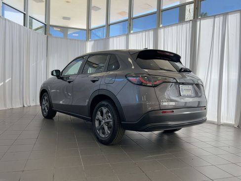 Used 2026 Honda HR-V LX image 3