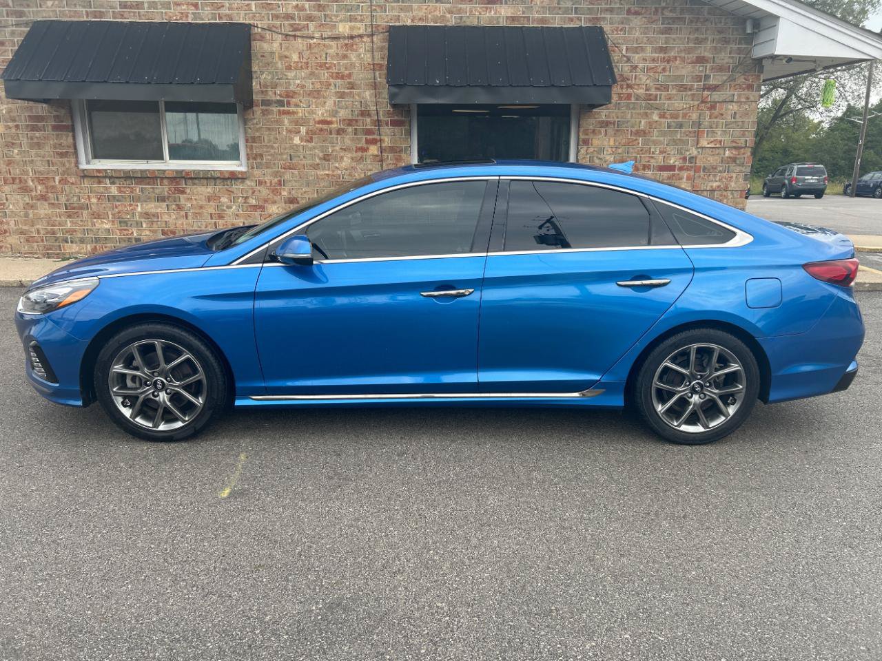 Used 2018 Hyundai Sonata Limited FWD image 10