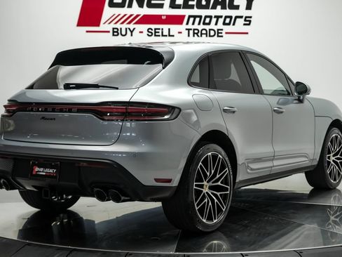 Used 2024 Porsche Macan AWD/4WD image 8