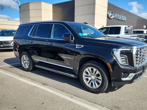 Used 2025 GMC Yukon Denali AWD/4WD image 1