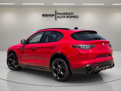 Used 2026 Alfa Romeo Stelvio Sprint AWD/4WD image 3