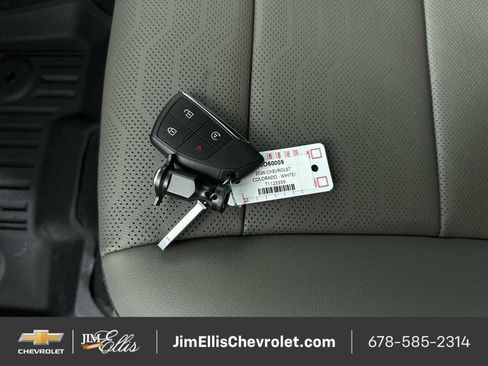 Certified 2026 Chevrolet Colorado ZR2 w/ Technology Package AWD/4WD image 34