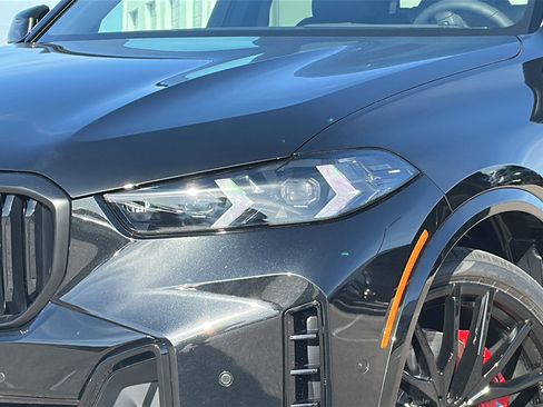 New 2026 BMW X5 xDrive40i w/ M Sport Package image 4