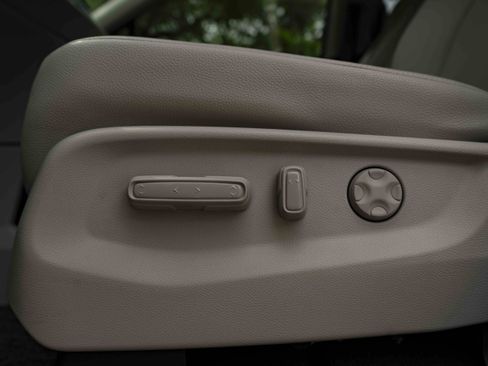 Used 2026 Honda Odyssey EX-L image 41