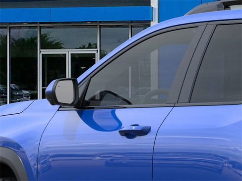 New 2026 Chevrolet Equinox ACTIV w/ Convenience Package III image 12