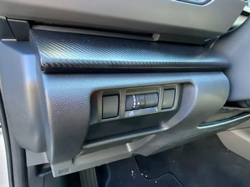 Certified 2025 Subaru Crosstrek 2.0i Premium image 21