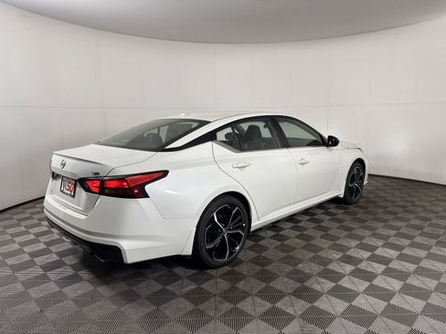 New 2025 Nissan Altima 2.5 SR image 21