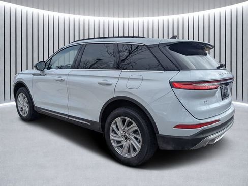 New 2026 Lincoln Corsair Premiere image 5