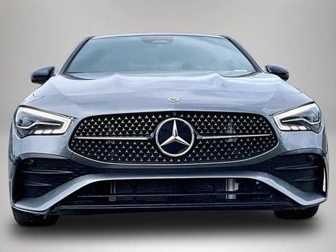 Used 2025 Mercedes-Benz CLA 250 image 3