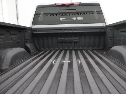 Used 2025 GMC Sierra 2500 AT4 w/ AT4 Premium Plus Package AWD/4WD image 35