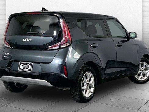 Used 2025 Kia Soul LX w/ LX Technology Package image 13
