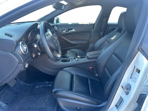 Used 2019 Mercedes-Benz CLA 250 image 9