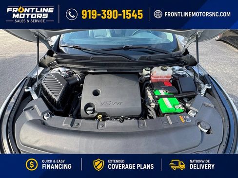 Used 2018 Buick Enclave Essence FWD image 3