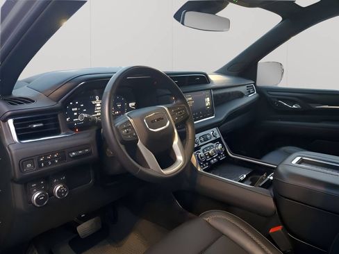 Used 2023 GMC Yukon Denali AWD/4WD image 34