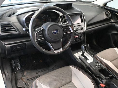 Used 2019 Subaru Crosstrek 2.0i Premium AWD/4WD image 9