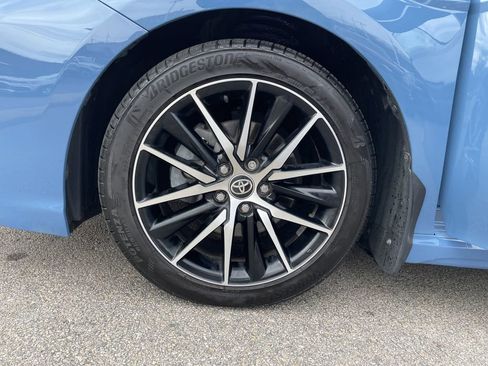 Used 2023 Toyota Camry SE w/ Cold Weather Package image 9