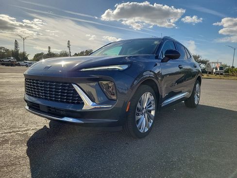 New 2026 Buick Envision Avenir image 2