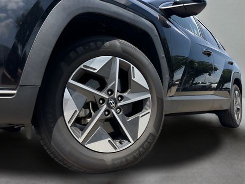 Used 2025 Hyundai Tucson SEL AWD/4WD image 8