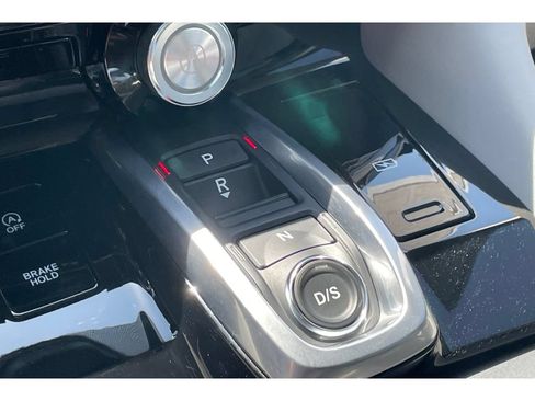 Certified 2023 Acura MDX FWD w/ Technology Package image 33