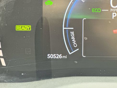 Used 2025 Toyota Camry LE FWD image 15