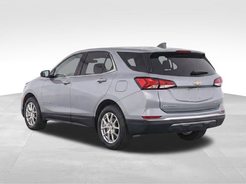 Used 2023 Chevrolet Equinox LT AWD/4WD image 3