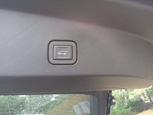 New 2025 Cadillac Lyriq Sport image 22