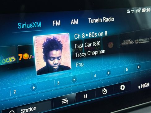 Certified 2020 Mercedes-Benz GLE 350 Silver w/ Premium Package image 18