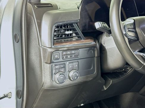 Certified 2025 Chevrolet Tahoe LT image 8