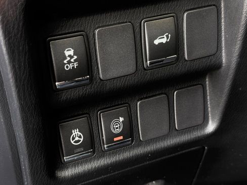 Used 2019 INFINITI QX60 Luxe w/ Essential Package image 39